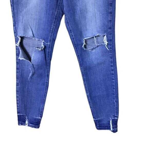 Old Navy Women’s Rockstar Super Skinny Jeans Hi-Rise Size 8 Distressed D… - Picture 3 of 8